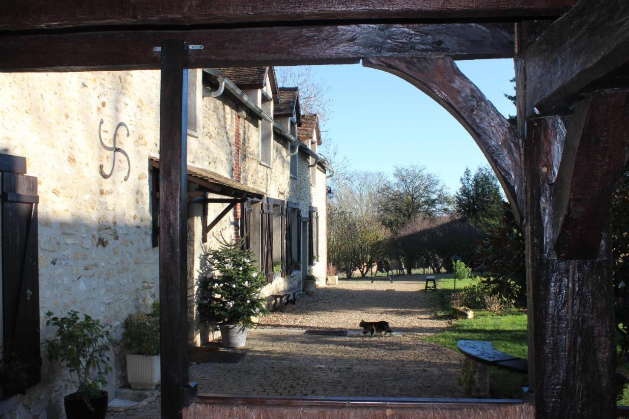Le Clos Dormont Saint-Étienne-sous-Bailleul Eksteriør billede